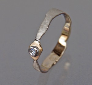 white and yellow gold diamond ring