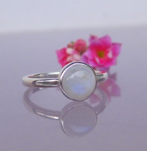 silver moonstone ring